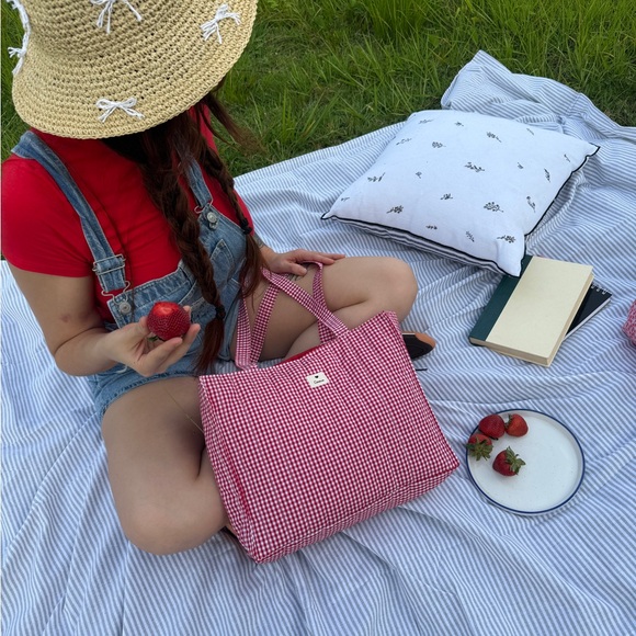 Boxy Carry All Bag- Red Gingham - Picture 3 of 5